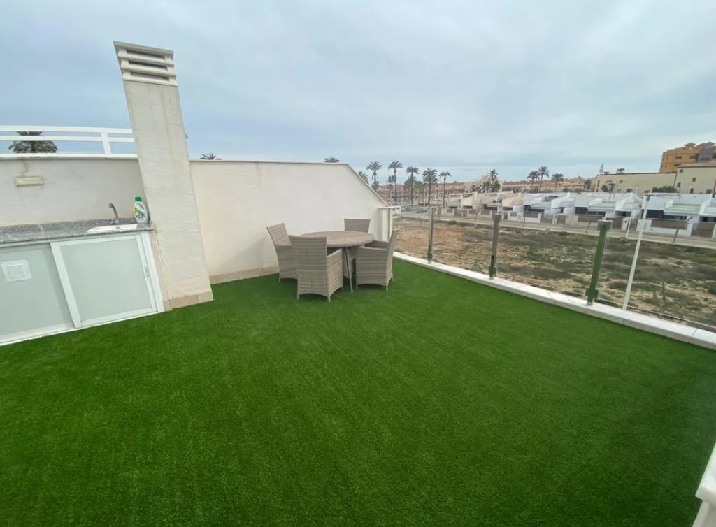 Sale - Villa - Los Alcázares