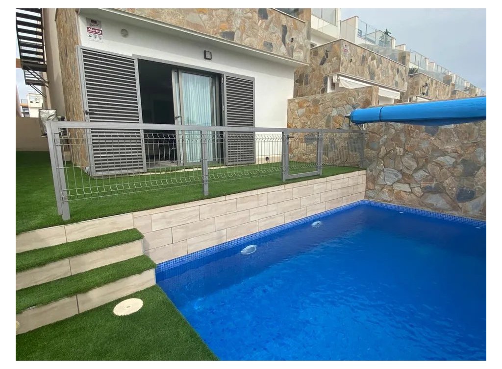 Sale - Villa - Los Alcázares