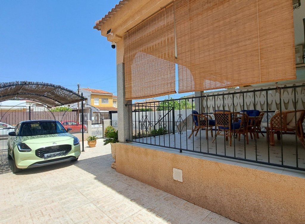 Sale - Villa - Los Alcázares