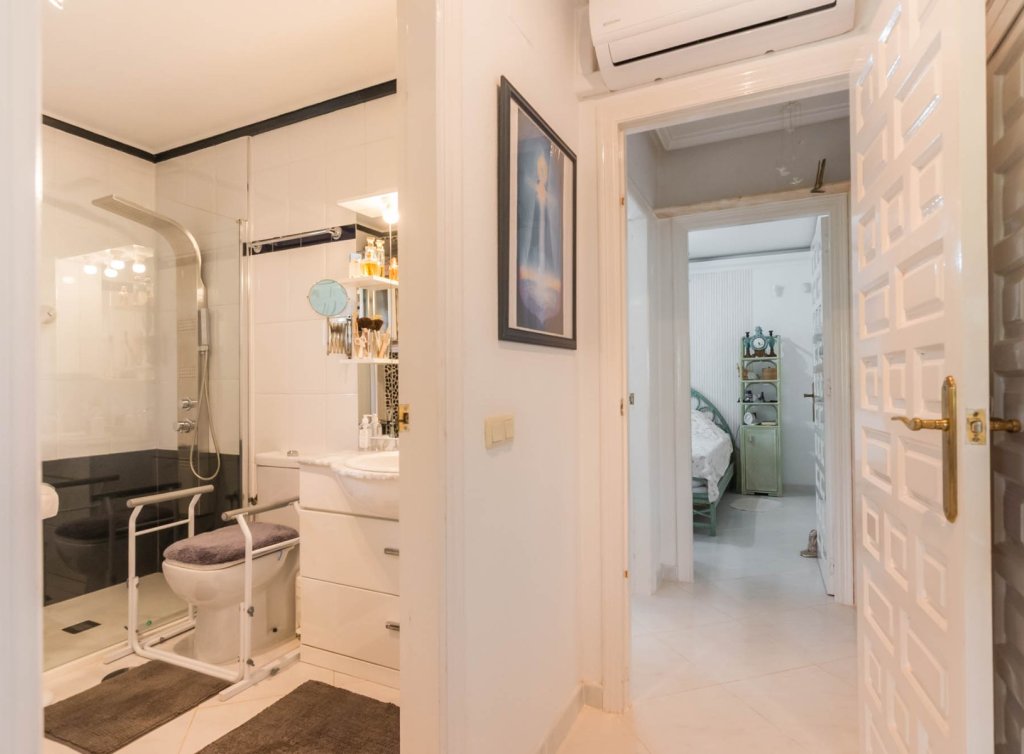 Sale - Villa - Los Alcázares