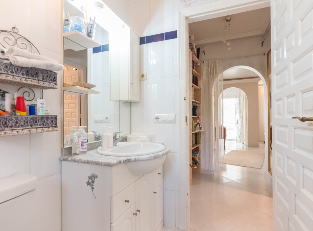 Sale - Villa - Los Alcázares