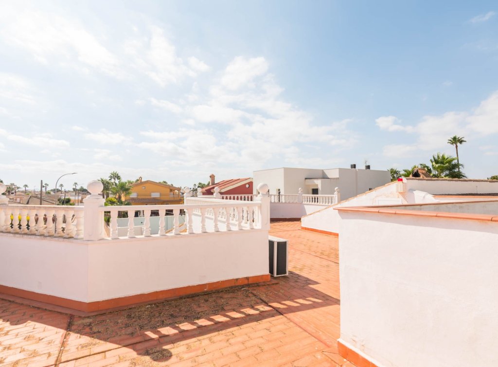 Sale - Villa - Los Alcázares