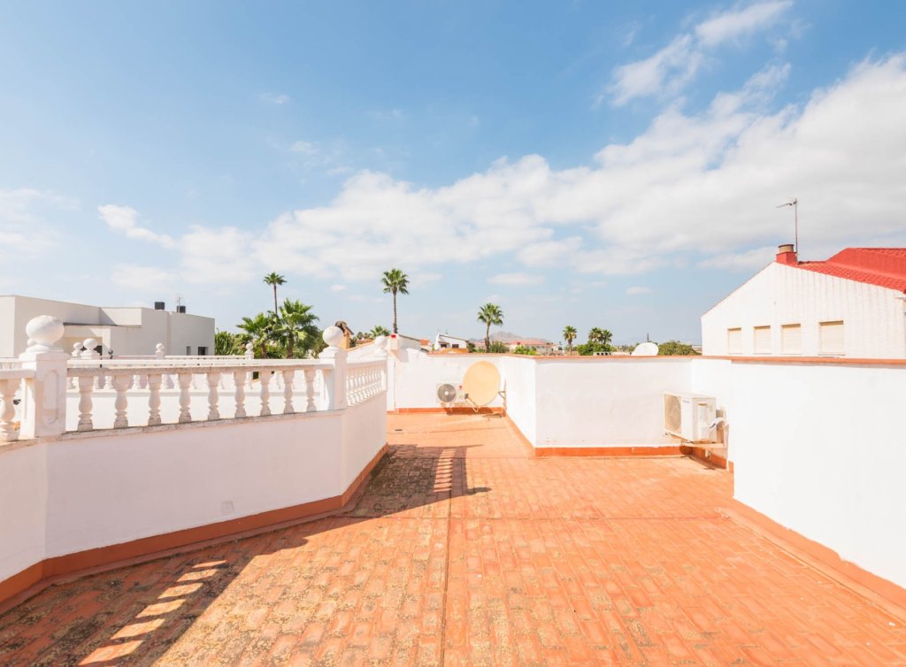 Sale - Villa - Los Alcázares