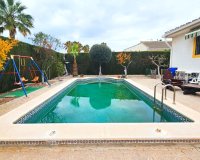 Sale - Villa - Los Alcázares