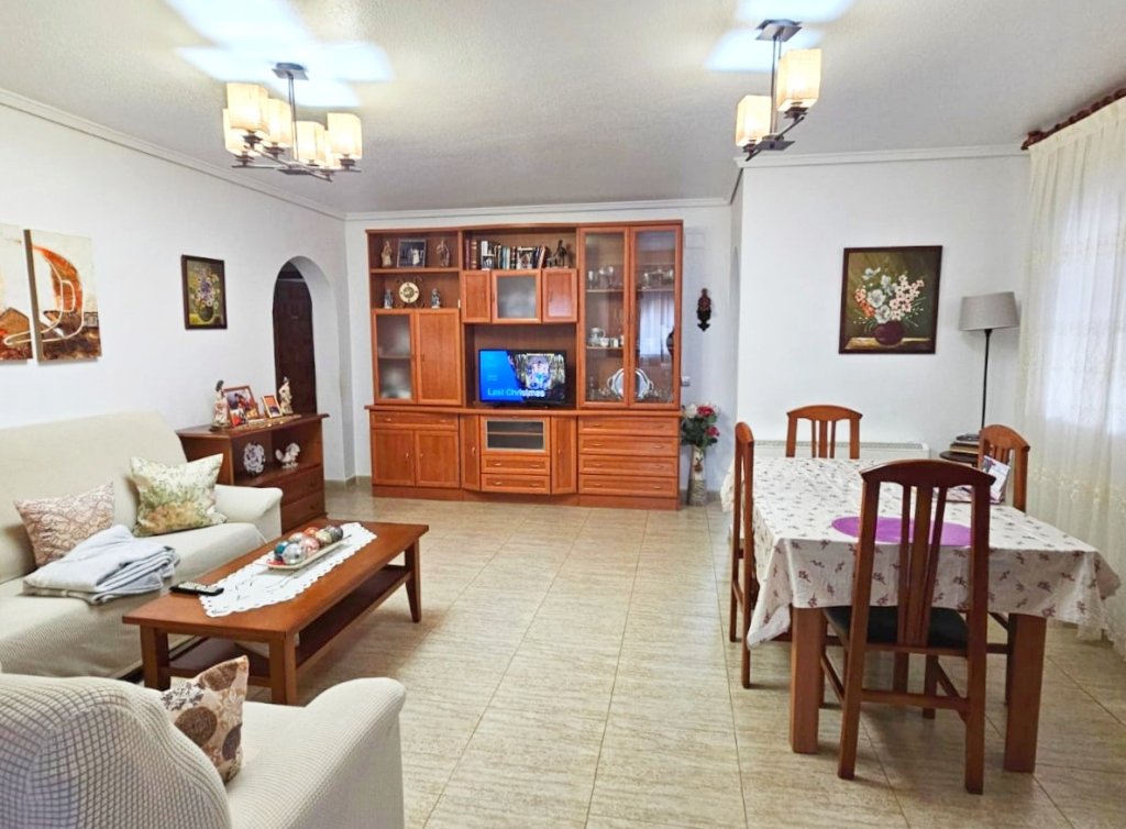 Sale - Villa - Los Alcázares
