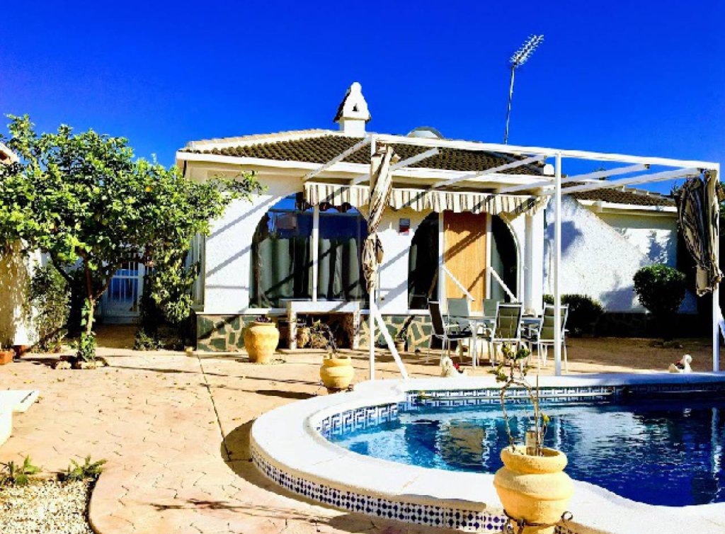 Sale - Villa - Los Alcázares