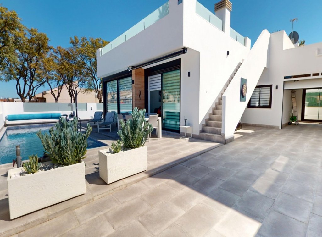 Sale - Villa - Los Alcázares