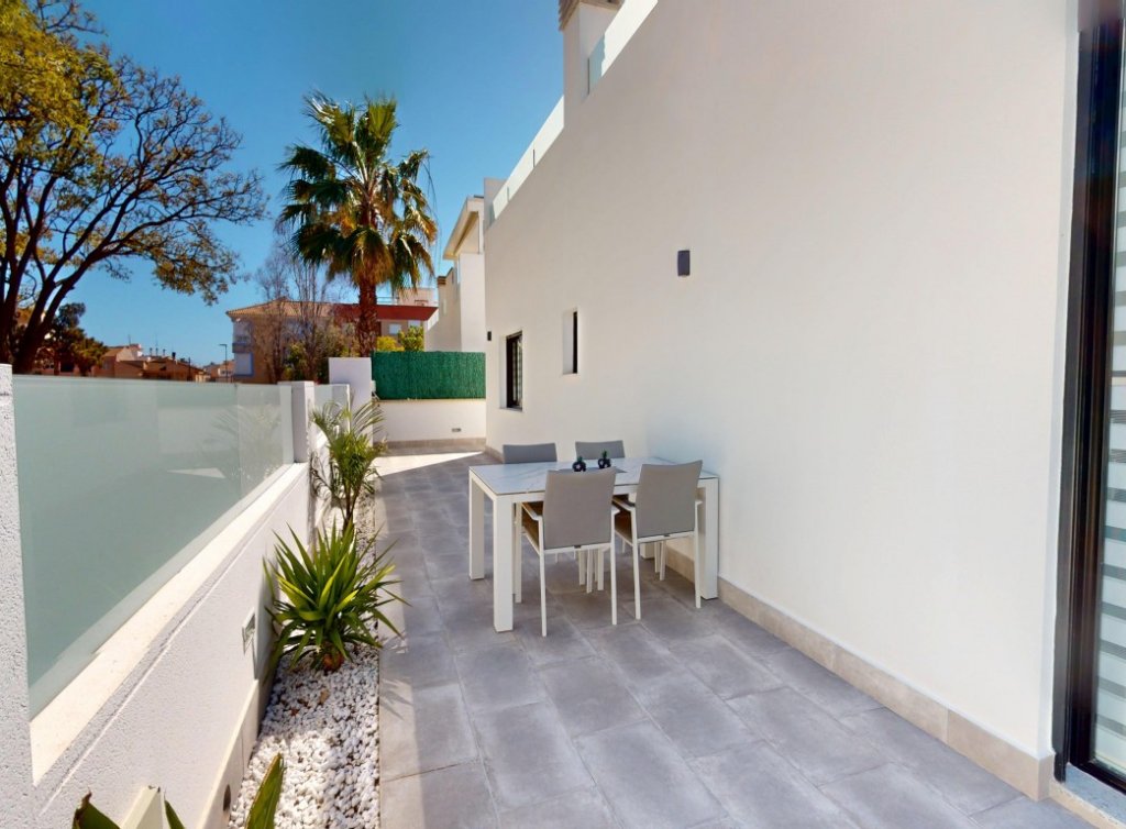 Sale - Villa - Los Alcázares