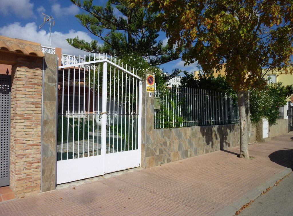 Sale - Villa - Los Alcázares