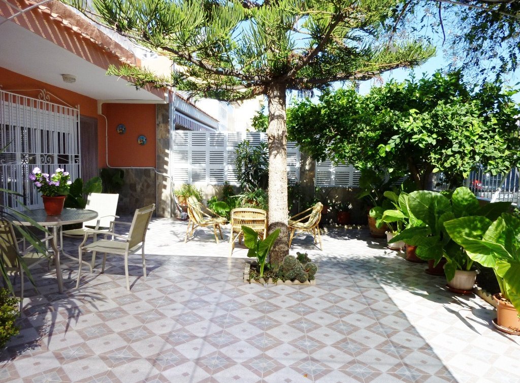 Sale - Villa - Los Alcázares