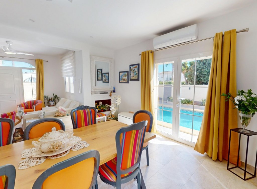 Sale - Villa - Los Narejos