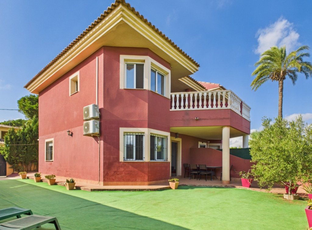 Sale - Villa - Los Urrutias