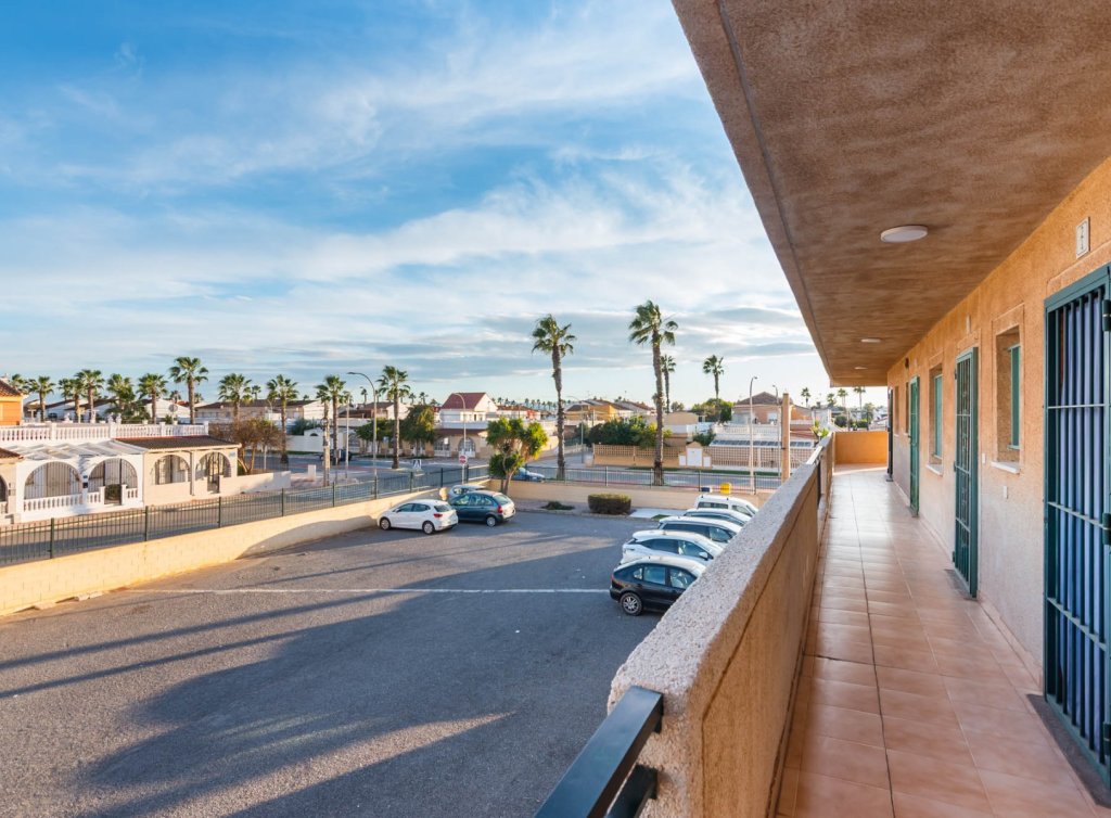 Venta - Apartamento - Los Alcázares