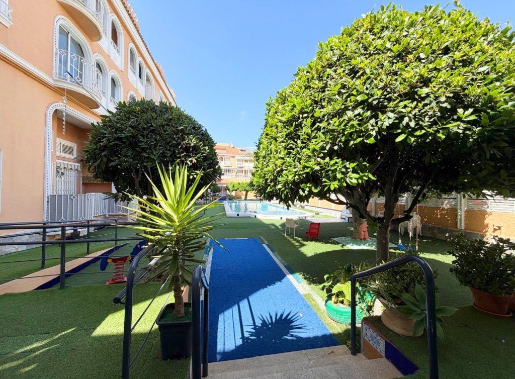 Venta - Apartamento - Los Alcázares