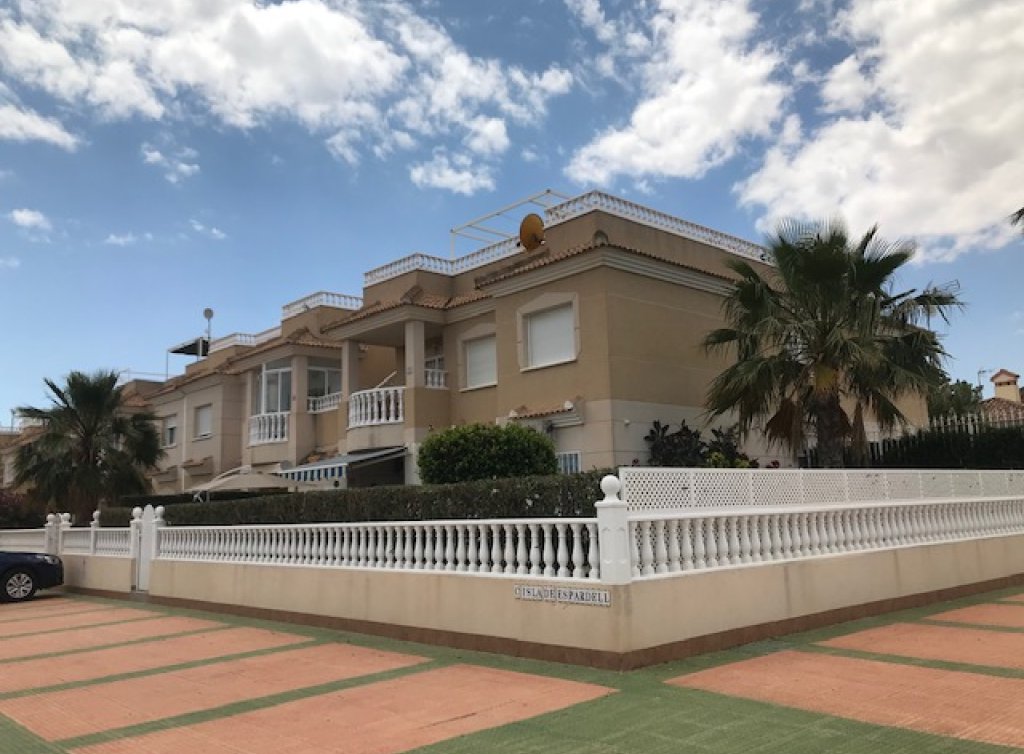 Venta - Apartamento - Los Alcázares