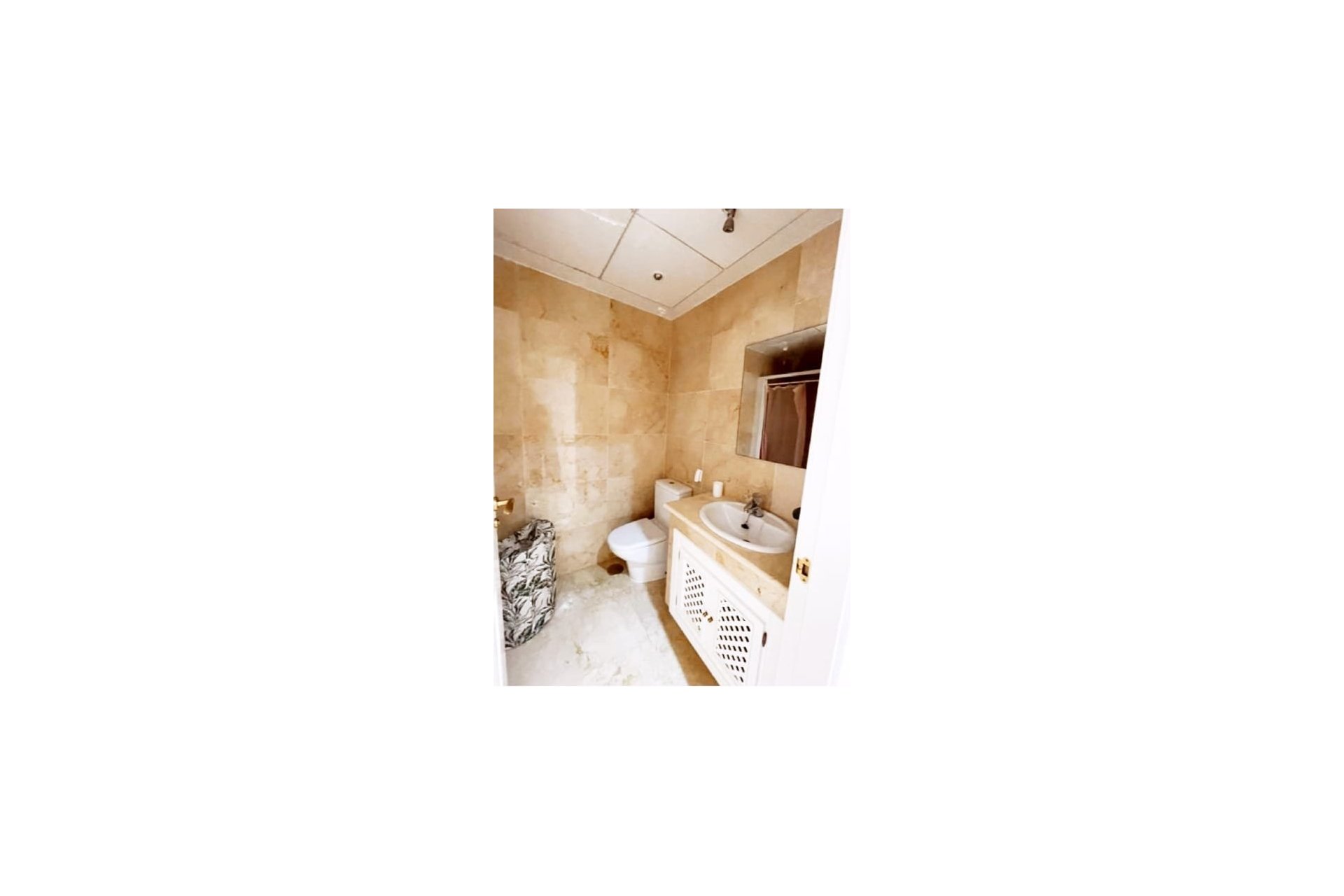 Venta - Apartamento - Roda