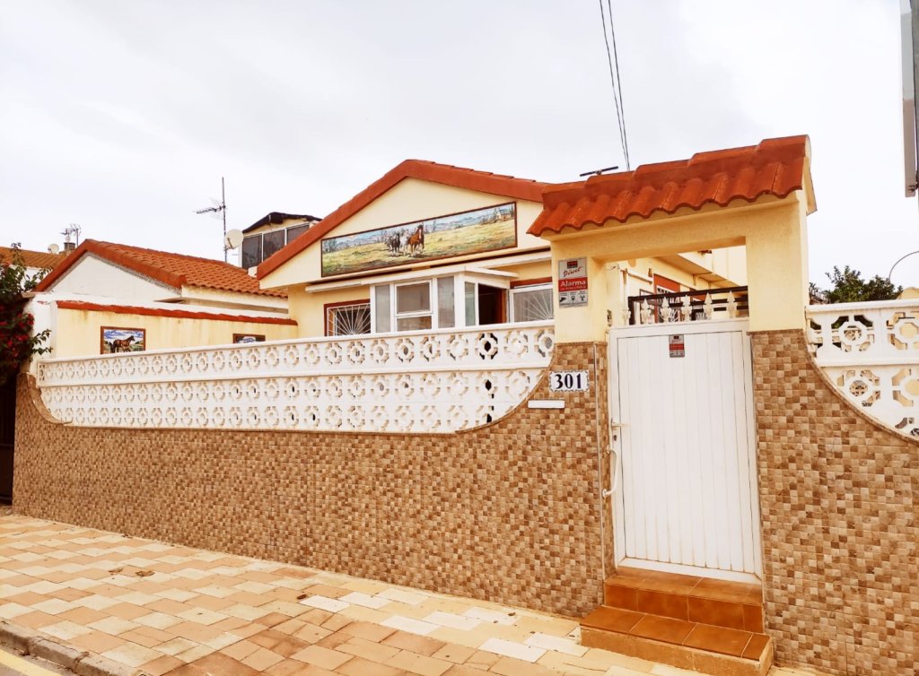 Venta - Bungalow - Los Alcázares