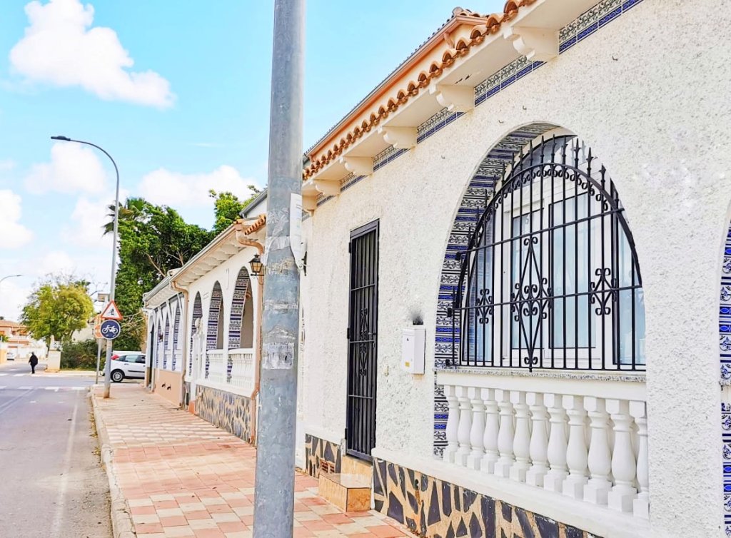 Venta - Bungalow - Los Alcázares