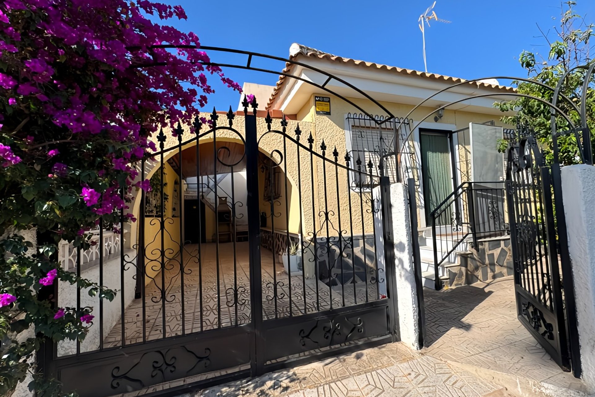 Venta - Bungalow - Los Alcázares