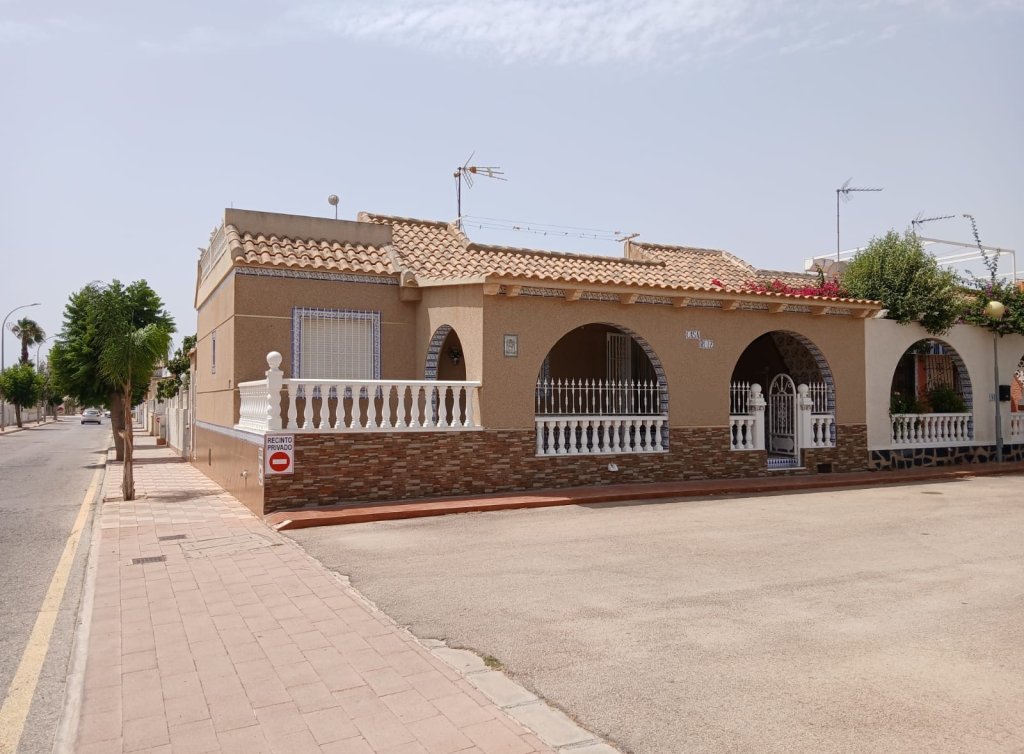 Venta - Bungalow - Los Alcázares