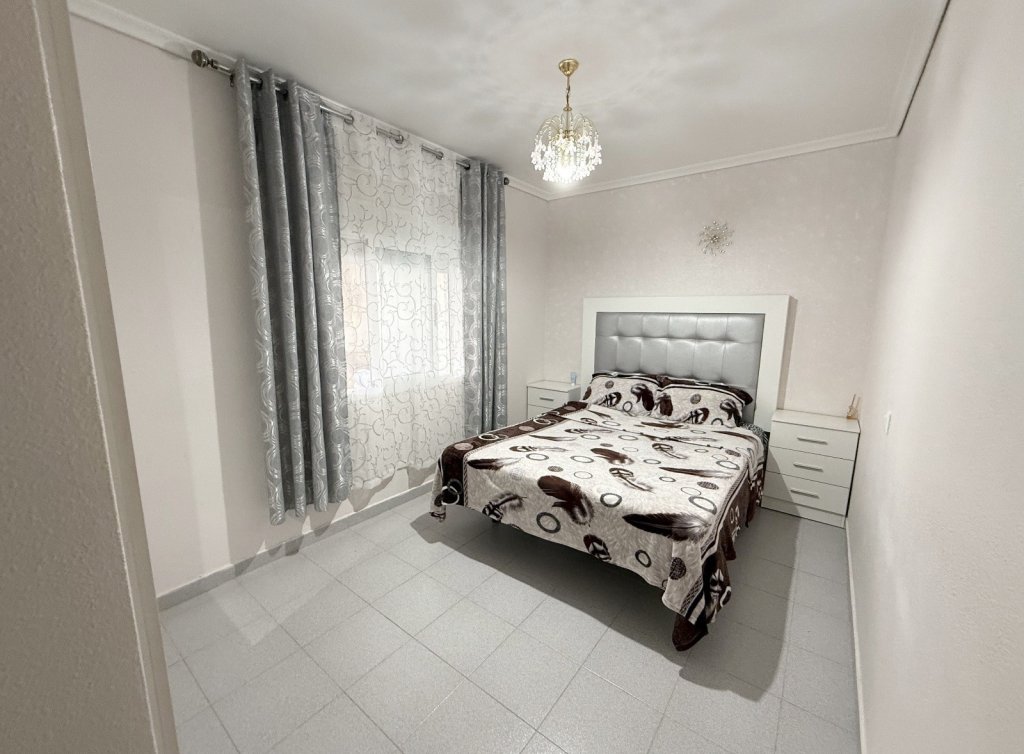 Venta - Bungalow - Los Alcázares