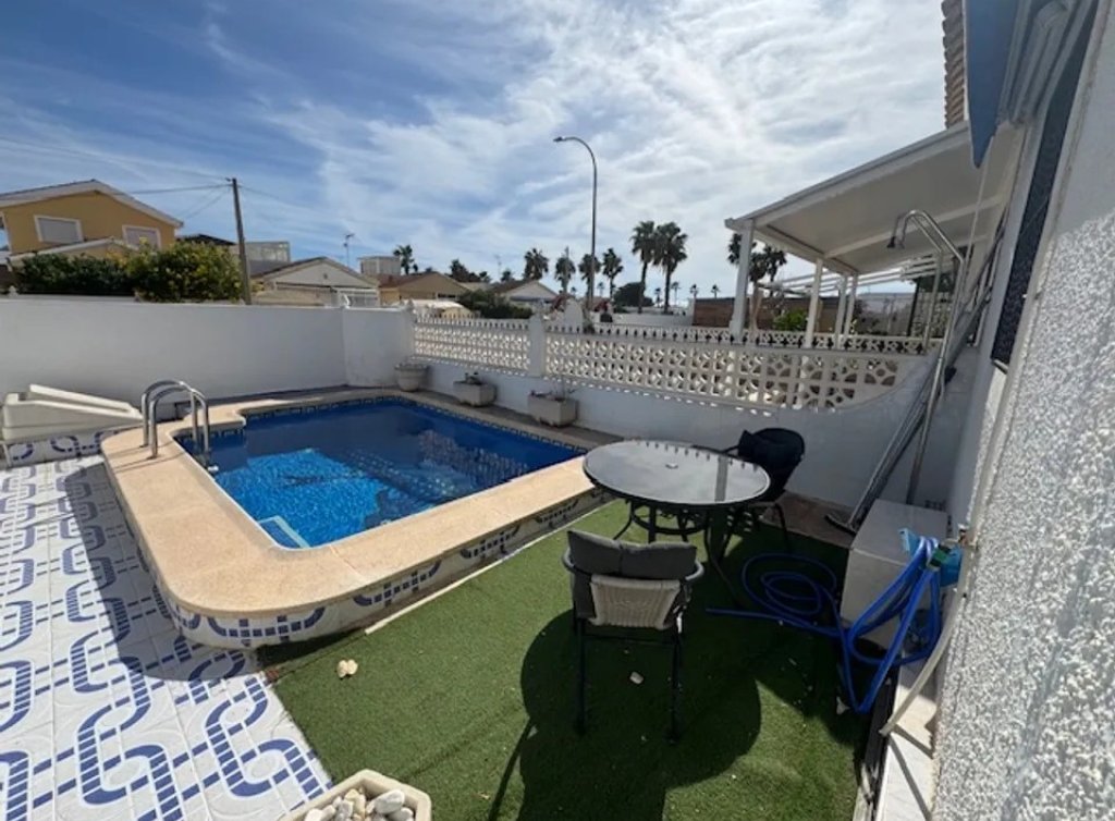 Venta - Casa - Los Alcázares