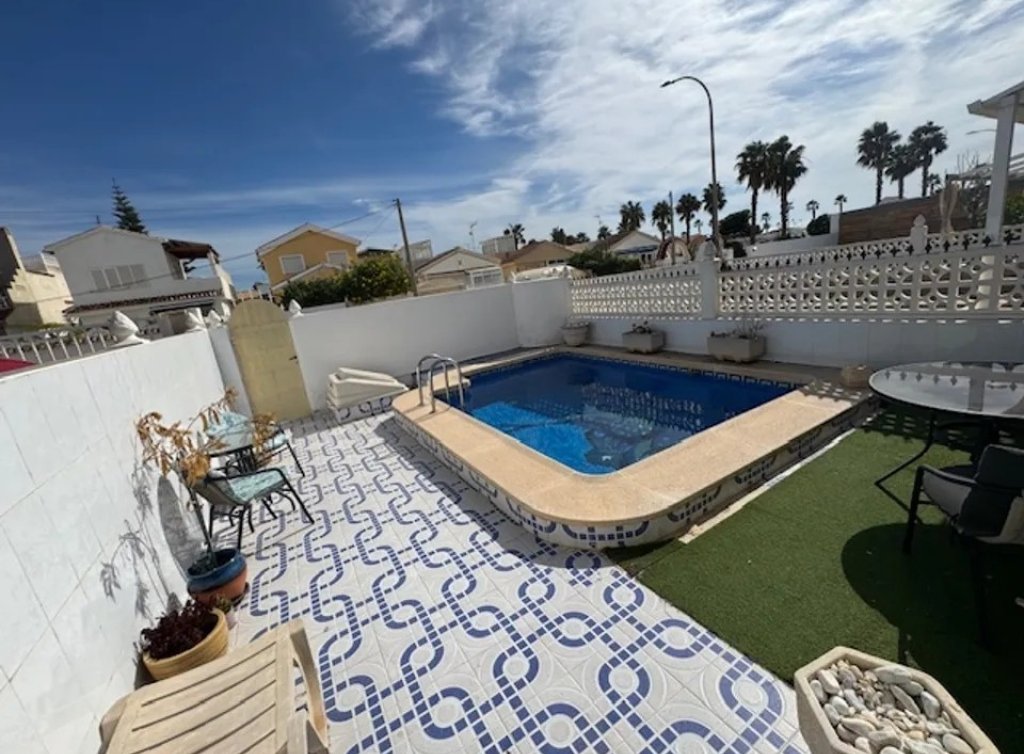 Venta - Casa - Los Alcázares