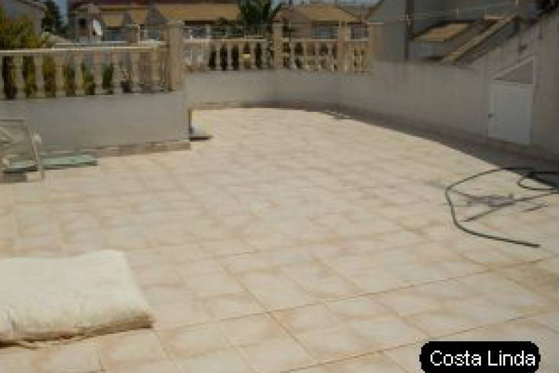 Venta - Chalet - Los Alcázares - Oasis