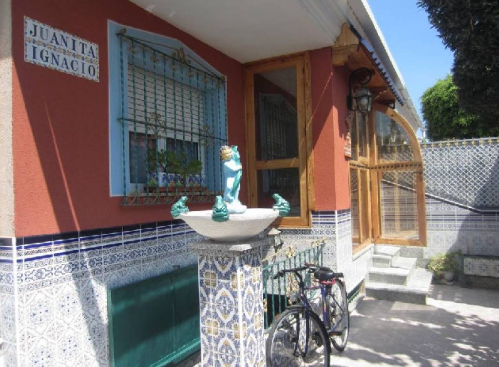 Venta - Chalet - Los Alcázares