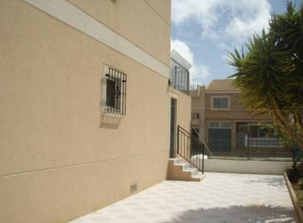 Venta - Chalet - Los Alcázares