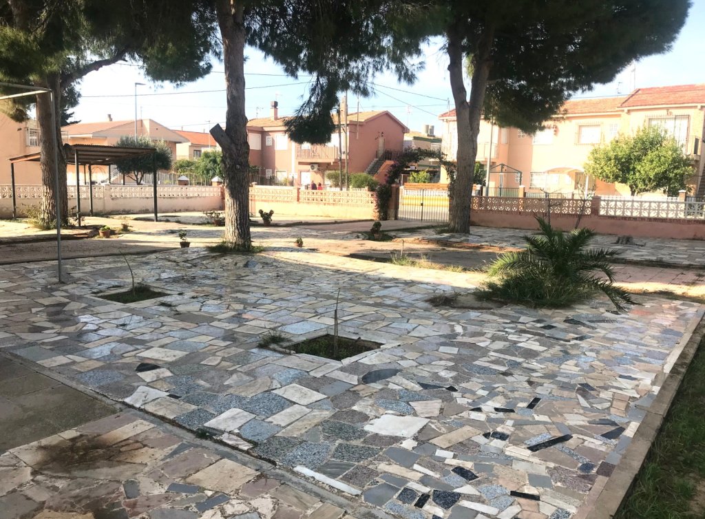 Venta - Chalet - Los Alcázares