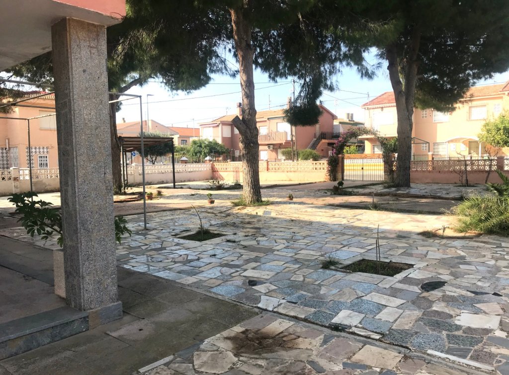 Venta - Chalet - Los Alcázares