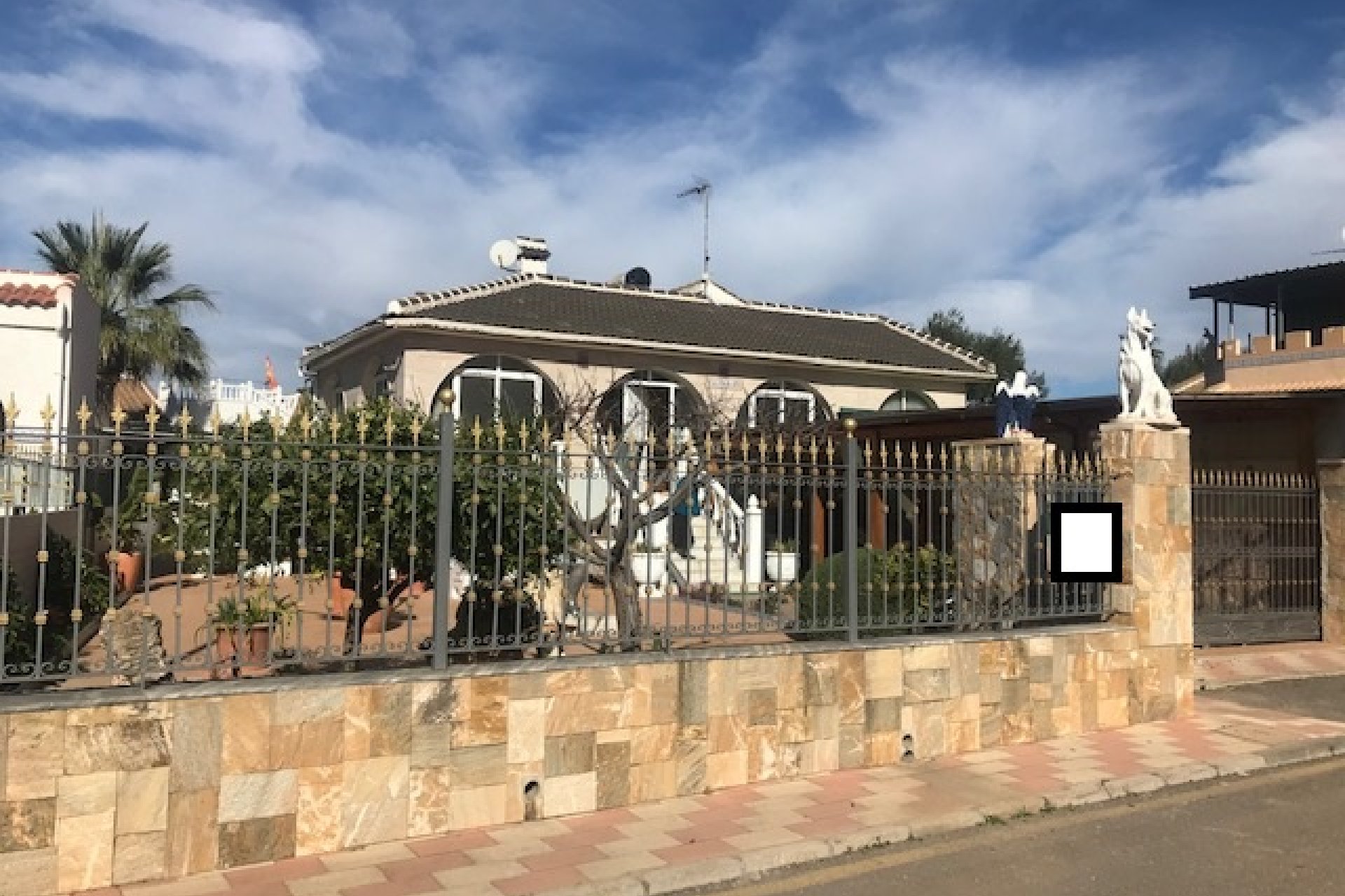 Venta - Chalet - Los Alcázares