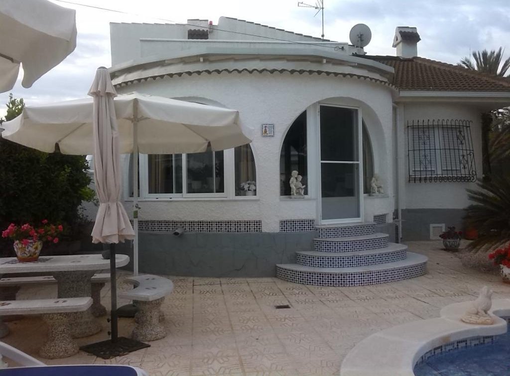 Venta - Chalet - Los Alcázares