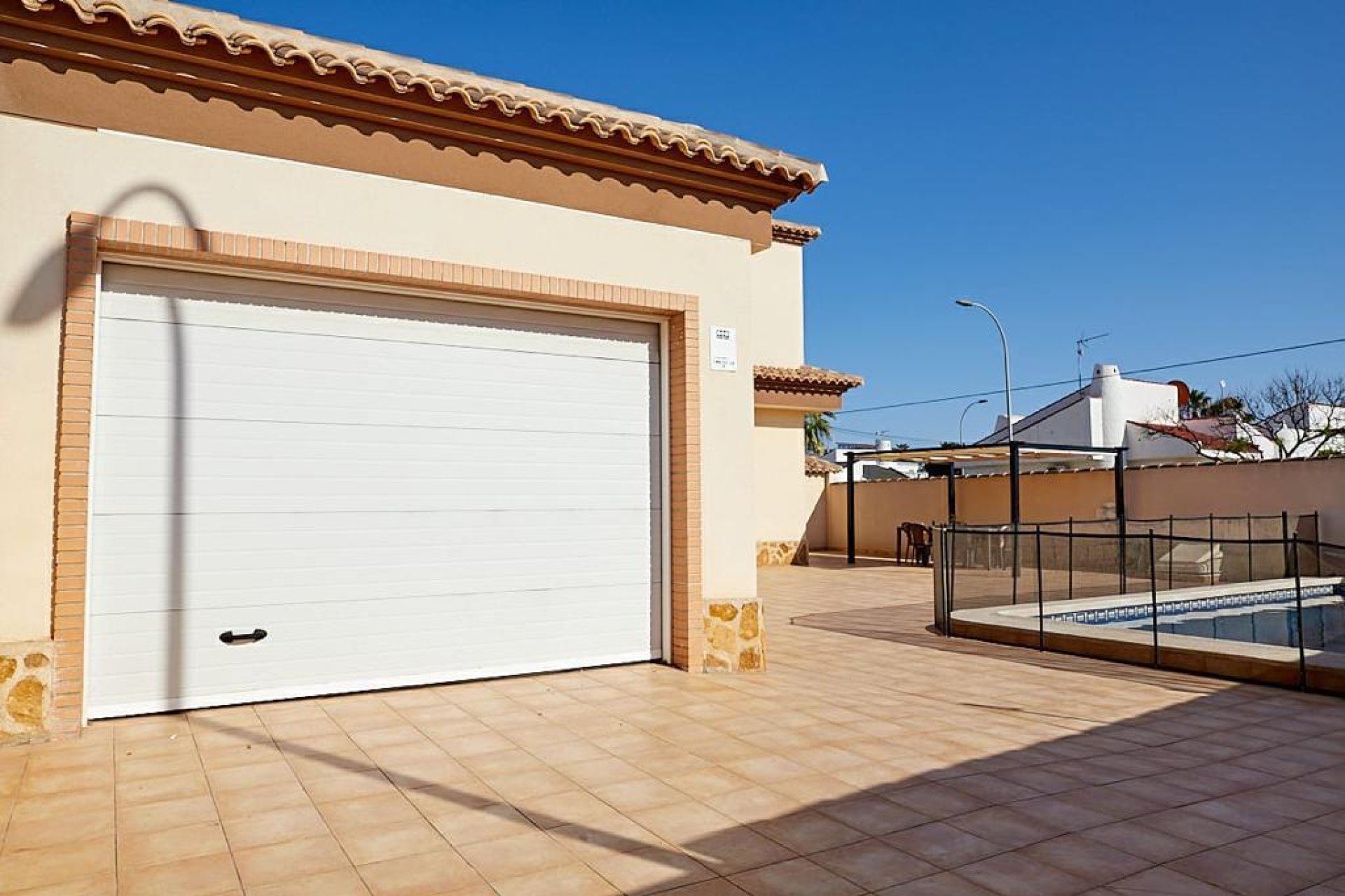 Venta - Chalet - Los Alcázares