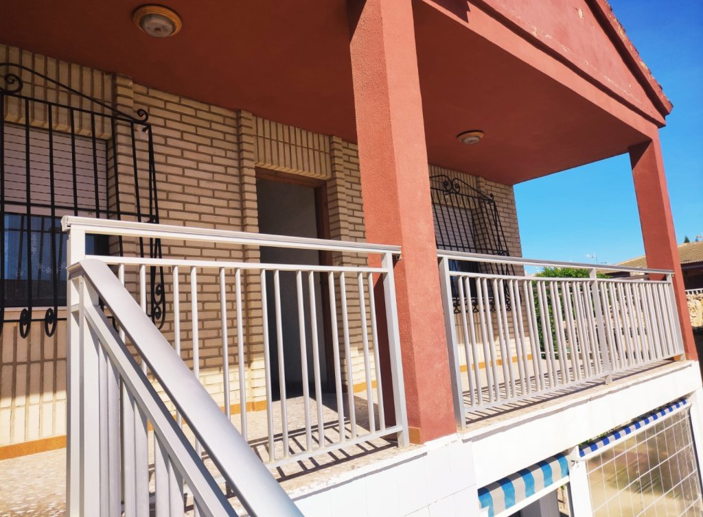 Venta - Chalet - Los Alcázares
