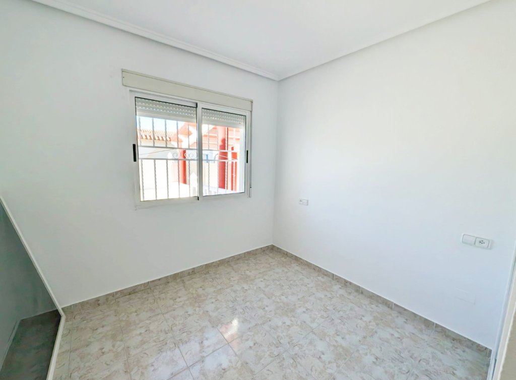 Venta - Chalet - Los Alcázares