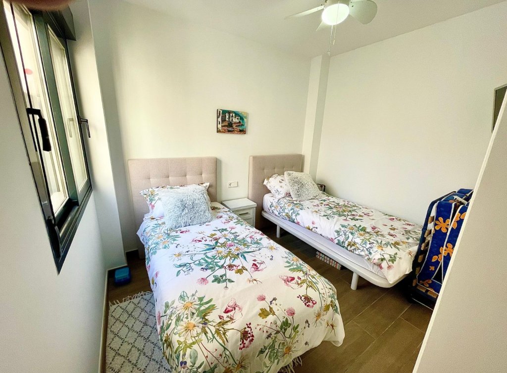 Venta - Chalet - Los Alcázares