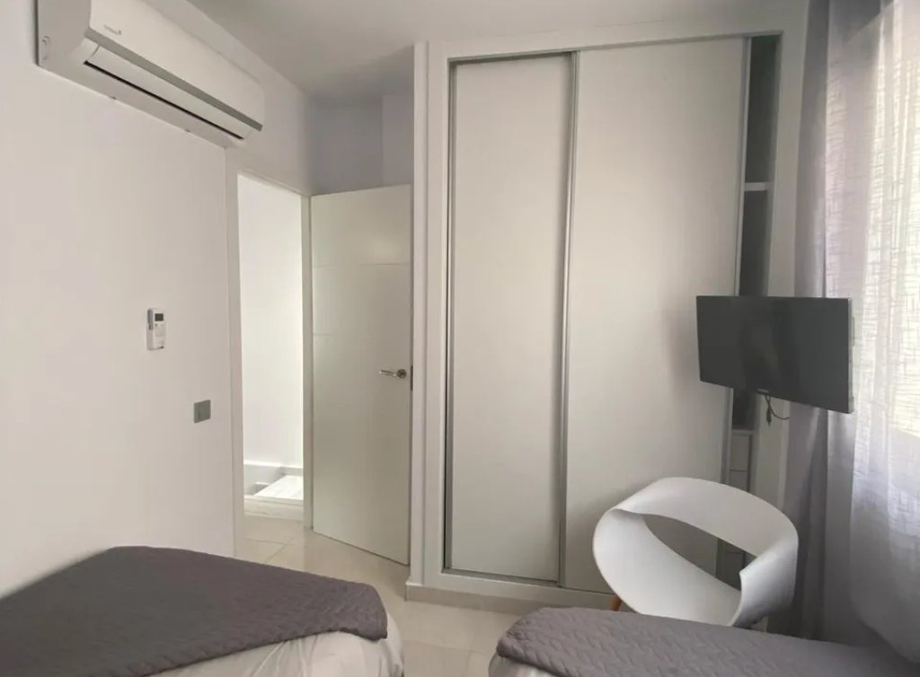 Venta - Chalet - Los Alcázares