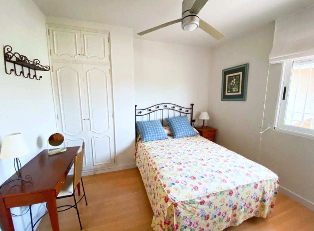 Venta - Chalet - Los Alcázares