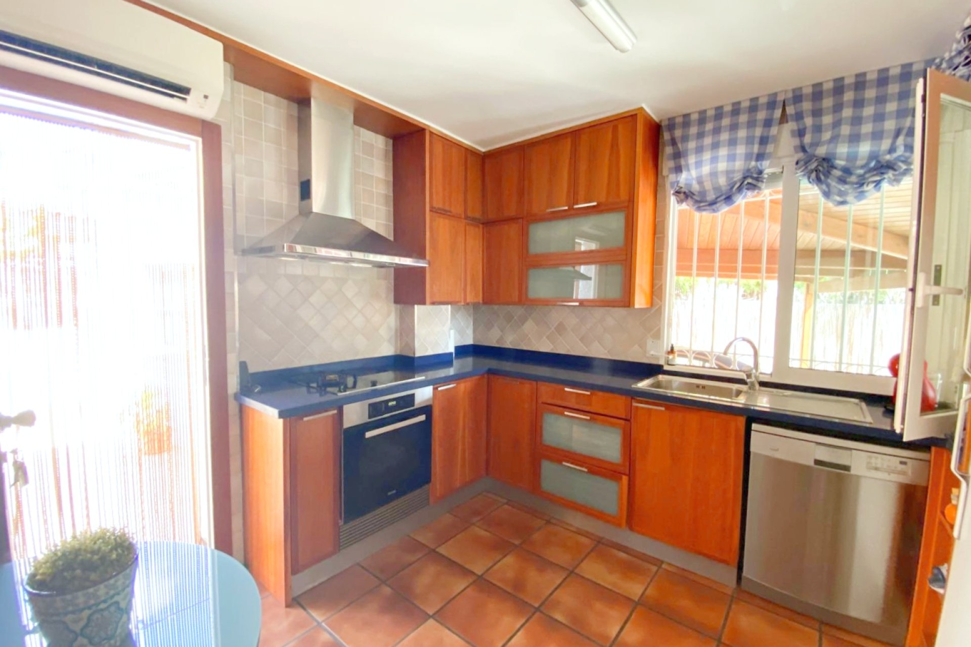 Venta - Chalet - Los Alcázares