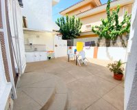 Venta - Chalet - Los Alcázares