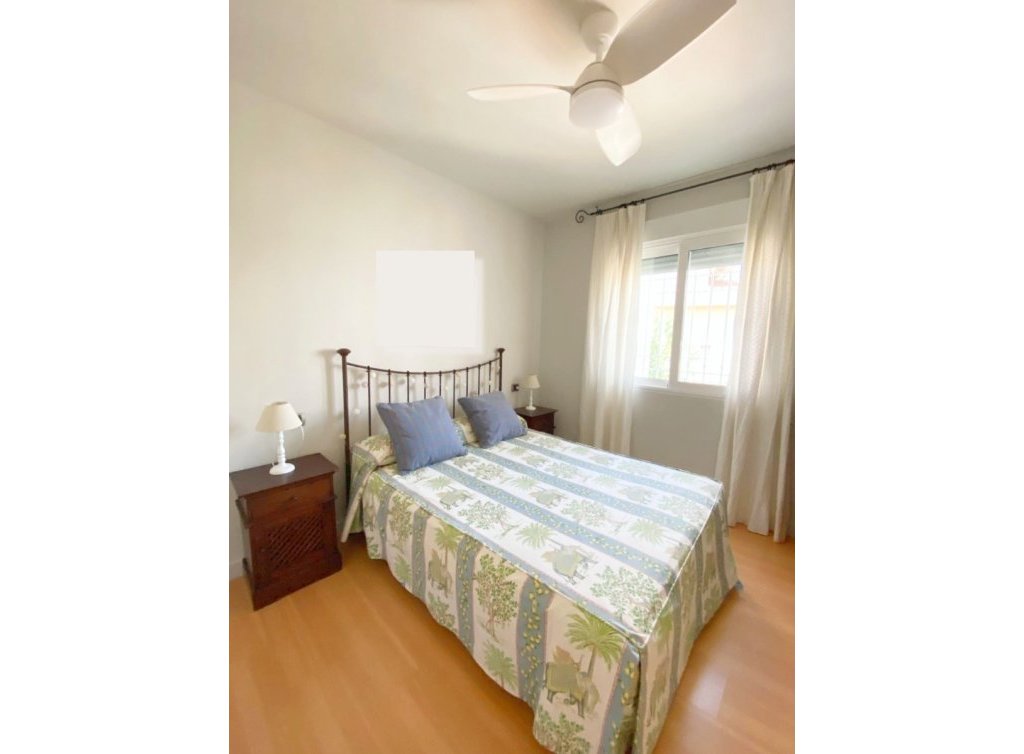 Venta - Chalet - Los Alcázares