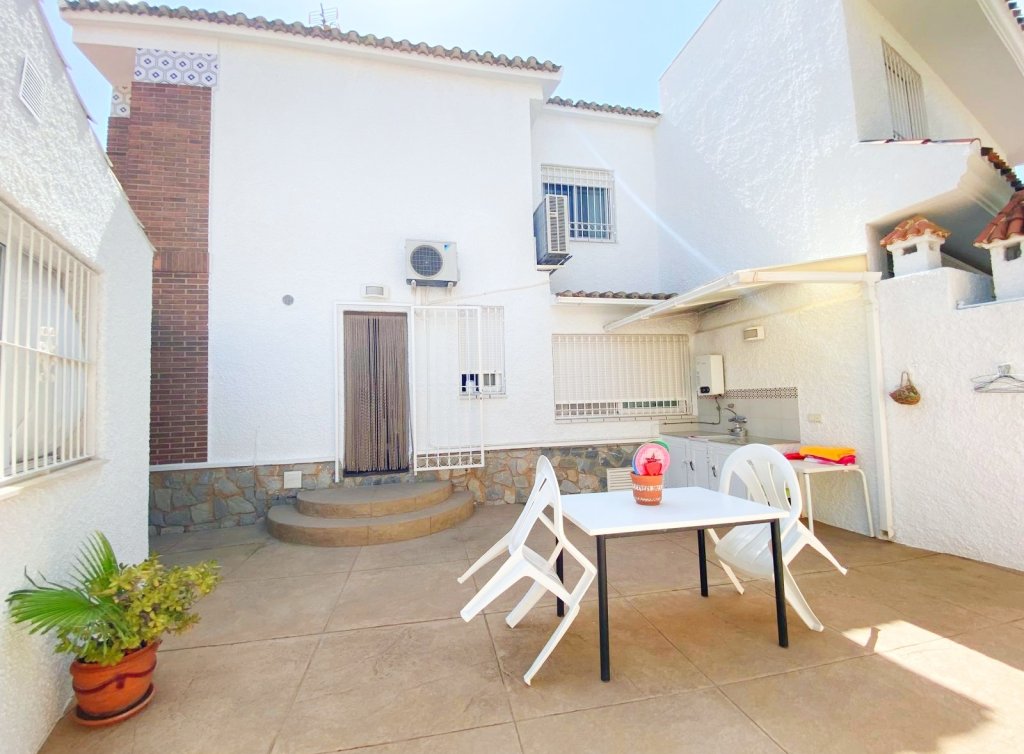 Venta - Chalet - Los Alcázares