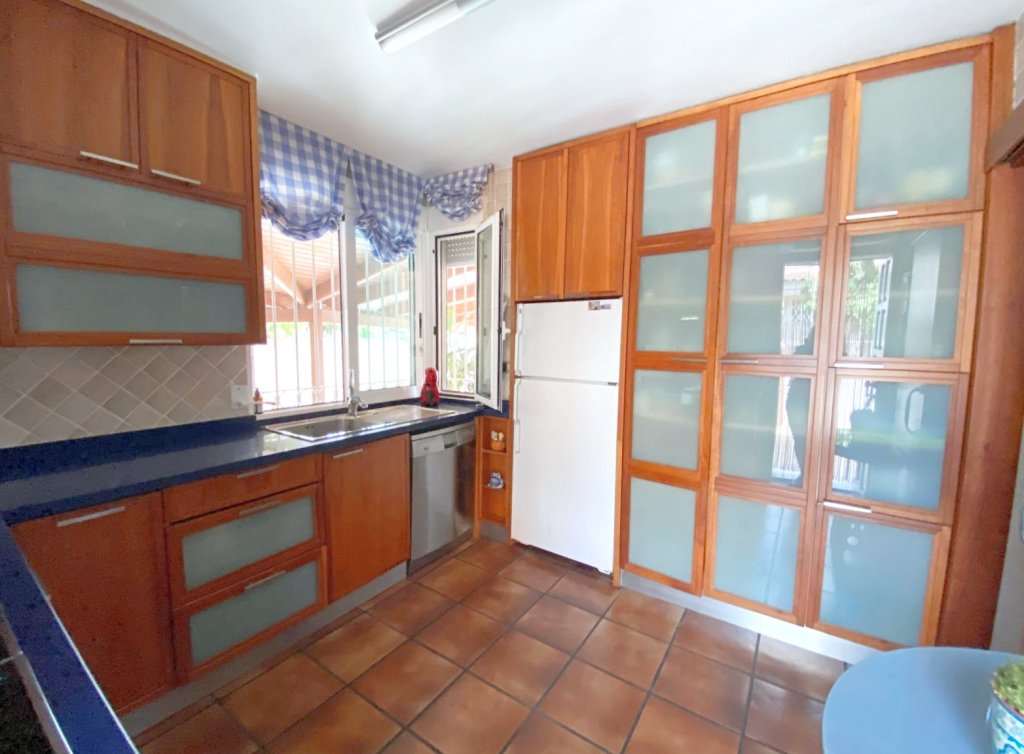 Venta - Chalet - Los Alcázares