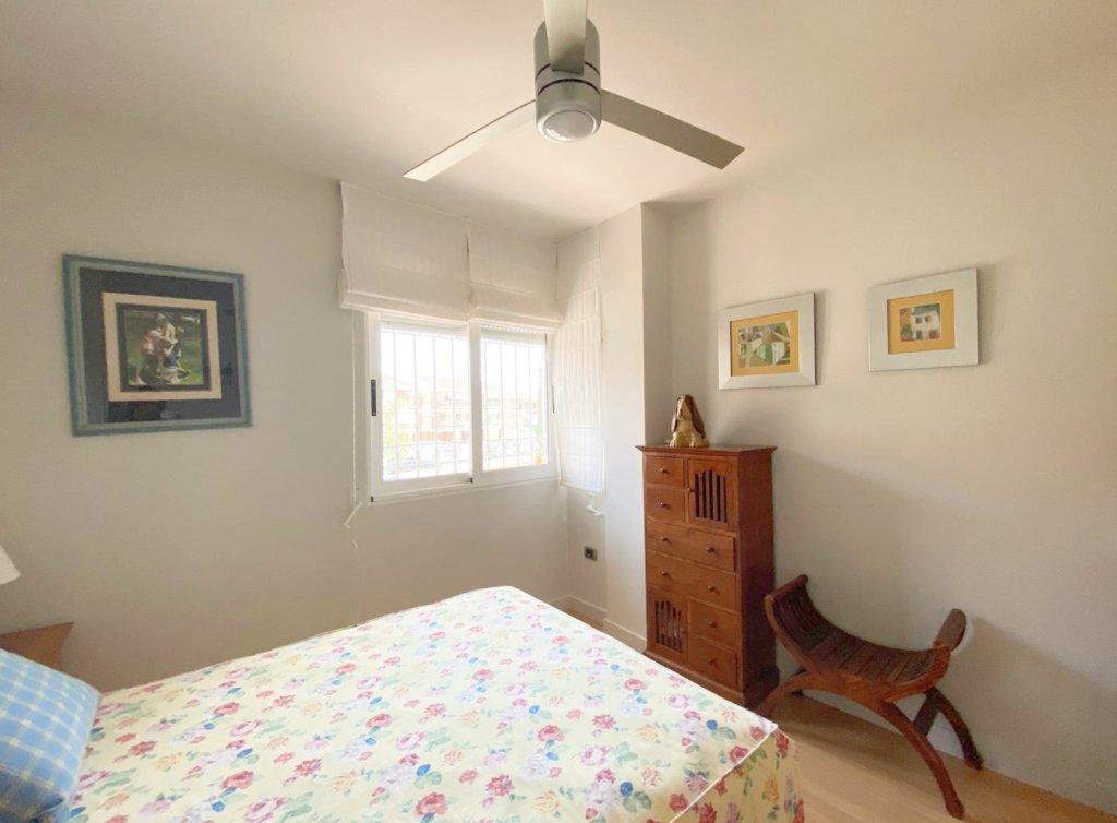 Venta - Chalet - Los Alcázares