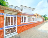 Venta - Chalet - Los Alcázares
