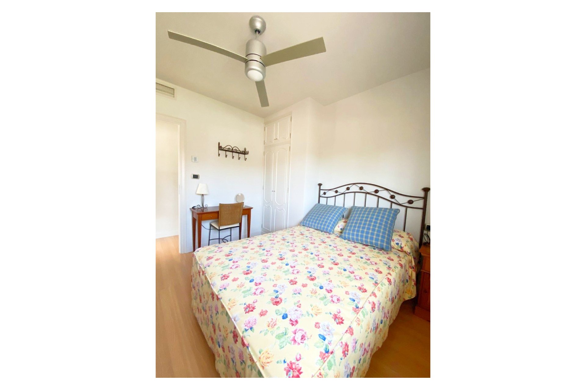 Venta - Chalet - Los Alcázares
