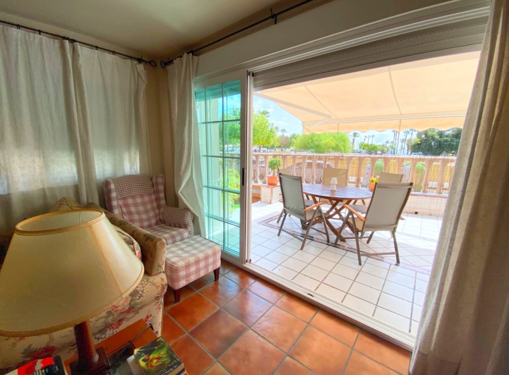 Venta - Chalet - Los Alcázares