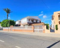 Venta - Chalet - Los Alcázares